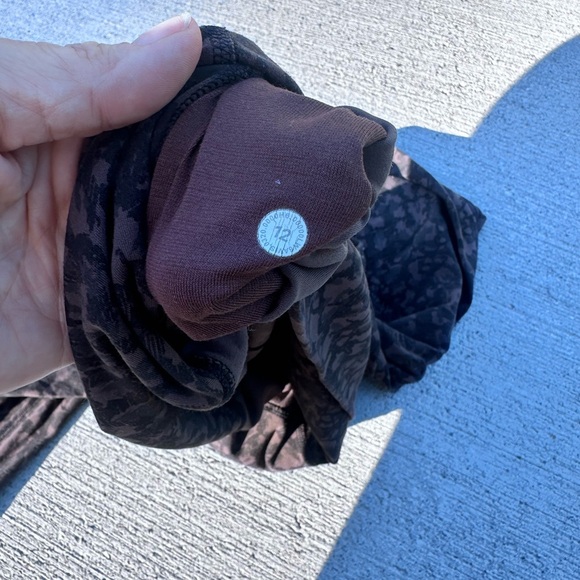 Leopard Print Leggings Lululemon align 21” size 12 - Picture 3 of 3